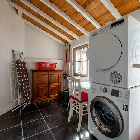 Modern Holidayhouse In Heist Nyaraló